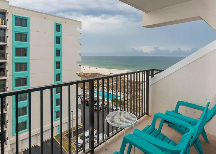 Apartment Island Winds West 671